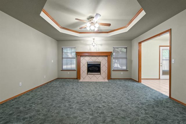 1001 Buckingham Drive, Newcastle, OK 73065