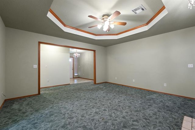 1001 Buckingham Drive, Newcastle, OK 73065
