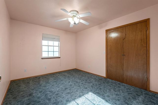 1001 Buckingham Drive, Newcastle, OK 73065