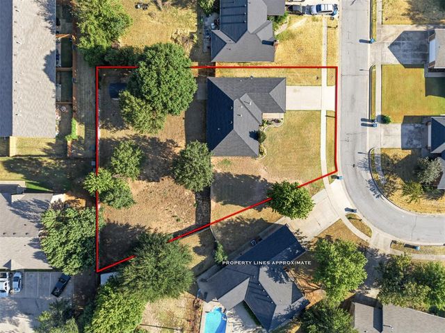 1001 Buckingham Drive, Newcastle, OK 73065