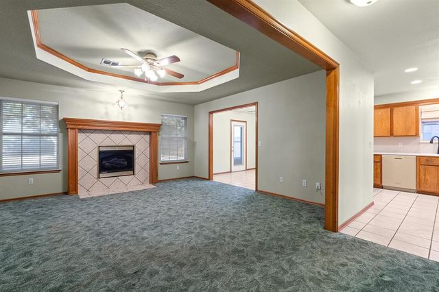 1001 Buckingham Drive, Newcastle, OK 73065