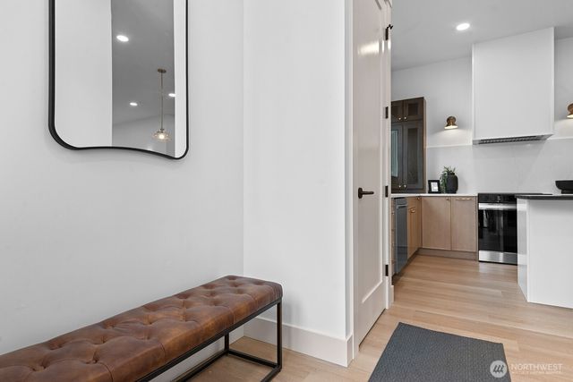 10811 24th Avenue NE, Seattle, WA 98125