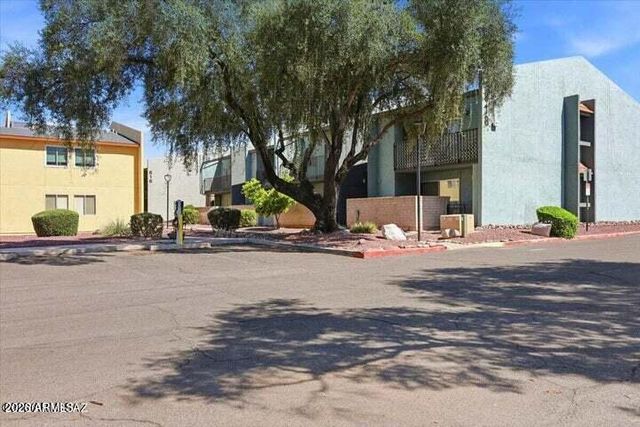 818 S LANGLEY Avenue 201, Tucson, AZ 85710