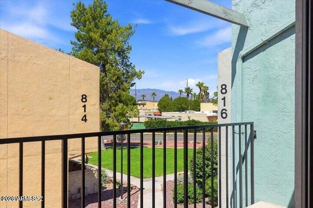 818 S LANGLEY Avenue 201, Tucson, AZ 85710
