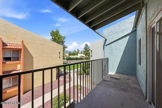 818 S LANGLEY Avenue 201, Tucson, AZ 85710