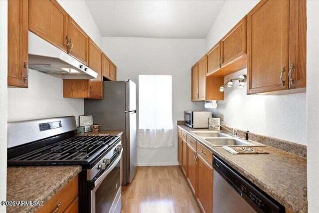 818 S LANGLEY Avenue 201, Tucson, AZ 85710