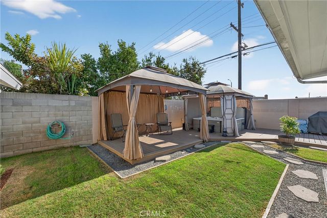 8812 Sapphire Avenue, Westminster, CA 92683