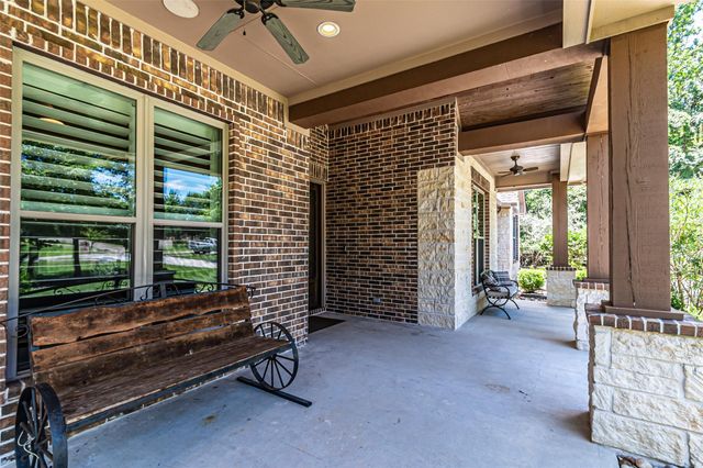 8970 Navigation Circle, Montgomery, TX 77316
