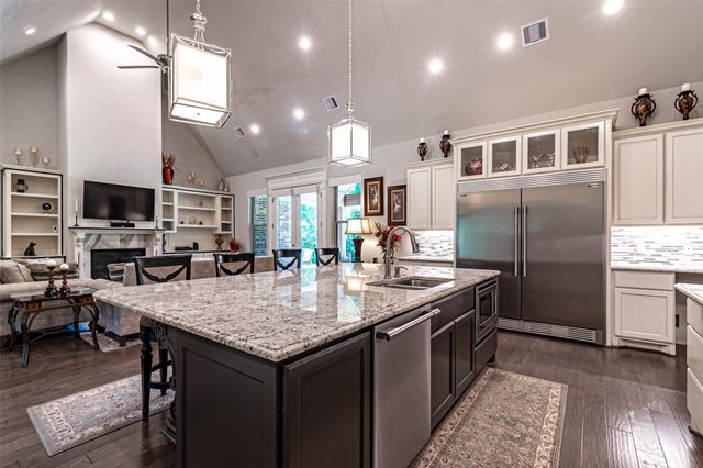 8970 Navigation Circle, Montgomery, TX 77316