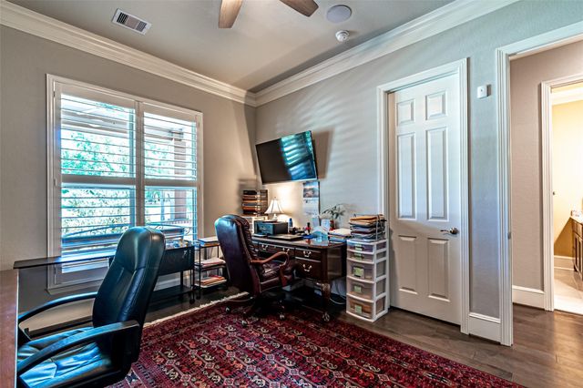 8970 Navigation Circle, Montgomery, TX 77316