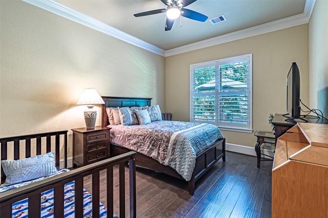 8970 Navigation Circle, Montgomery, TX 77316