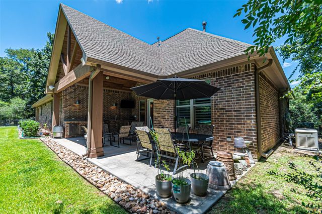 8970 Navigation Circle, Montgomery, TX 77316