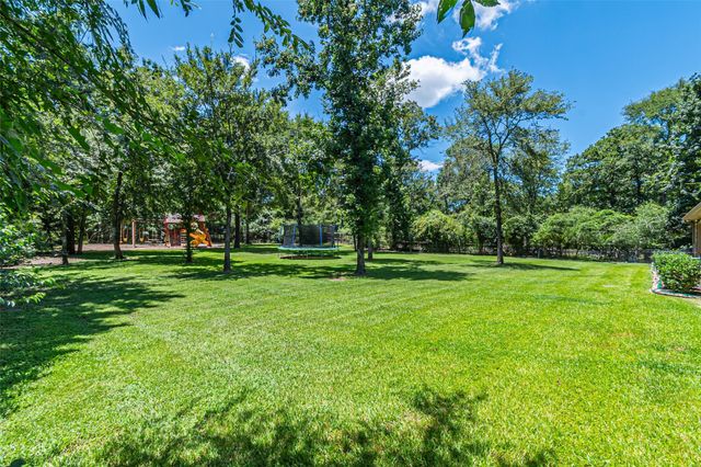8970 Navigation Circle, Montgomery, TX 77316