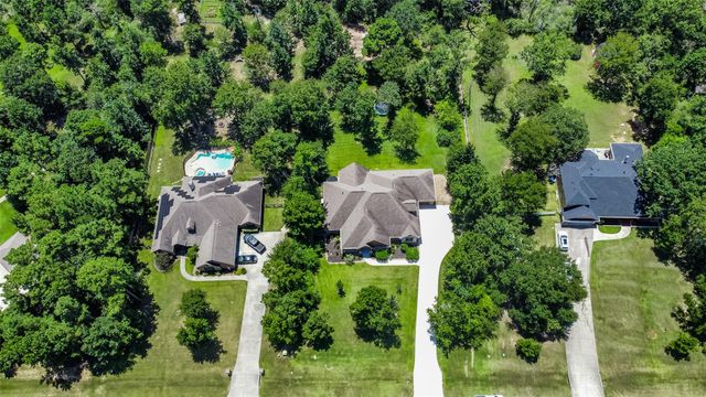 8970 Navigation Circle, Montgomery, TX 77316