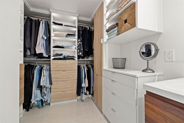 380 8TH AVENUE N 4, Tierra Verde, FL 33715