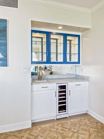 70 CELESTIAL Way 203, Juno Beach, FL 33408