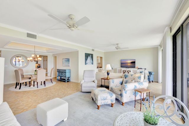 70 CELESTIAL Way 203, Juno Beach, FL 33408