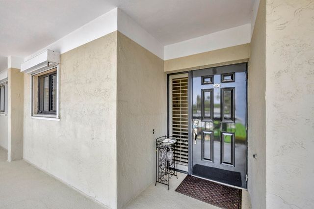 70 CELESTIAL Way 203, Juno Beach, FL 33408