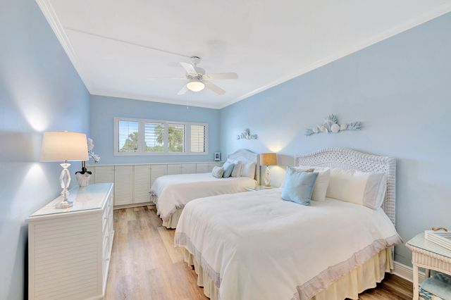 70 CELESTIAL Way 203, Juno Beach, FL 33408