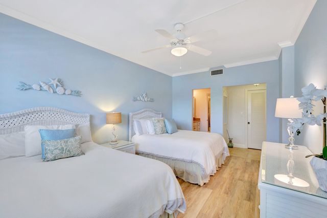 70 CELESTIAL Way 203, Juno Beach, FL 33408