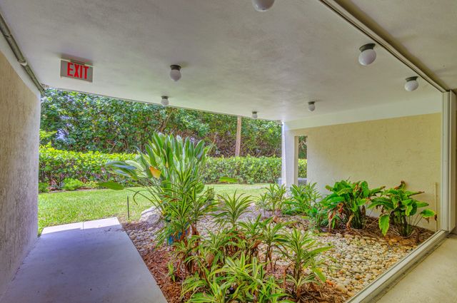 70 CELESTIAL Way 203, Juno Beach, FL 33408