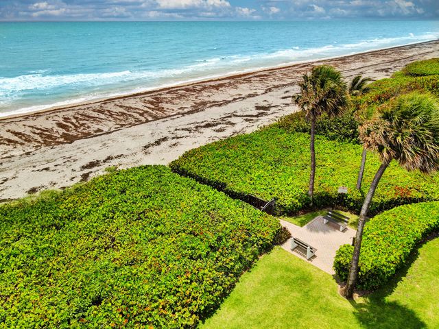 70 CELESTIAL Way 203, Juno Beach, FL 33408