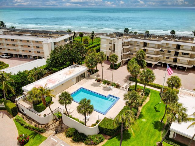 70 CELESTIAL Way 203, Juno Beach, FL 33408