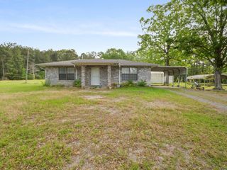 216 Hammond, Hornbeck, LA 71439