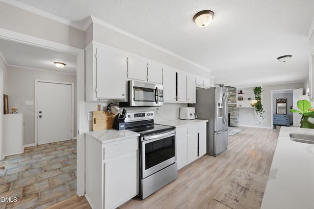 402 Crestview Drive, Durham, NC 27712