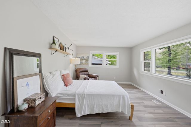 402 Crestview Drive, Durham, NC 27712