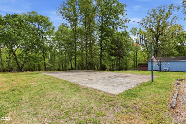 402 Crestview Drive, Durham, NC 27712