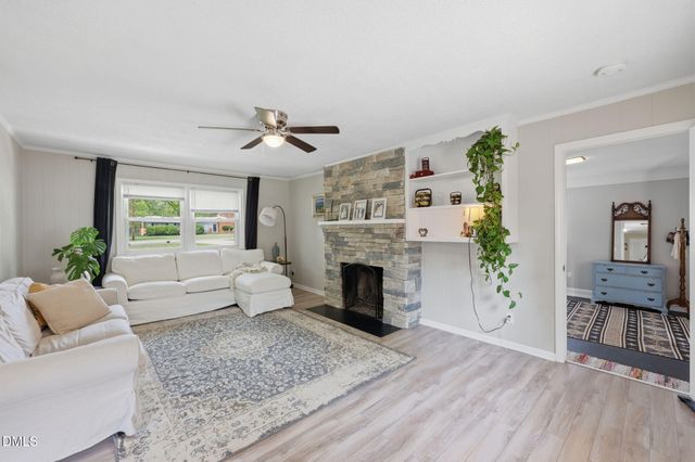 402 Crestview Drive, Durham, NC 27712