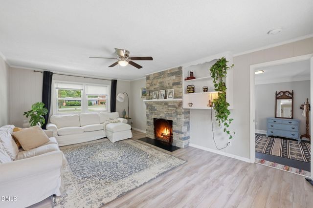 402 Crestview Drive, Durham, NC 27712