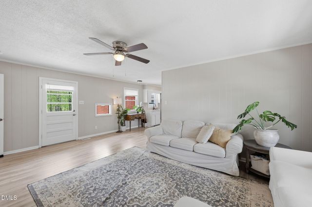 402 Crestview Drive, Durham, NC 27712