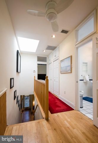 1434 T ST NW, Washington, DC 20009