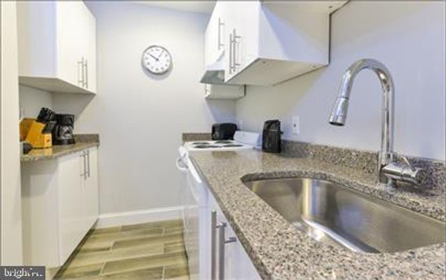 1434 T ST NW, Washington, DC 20009