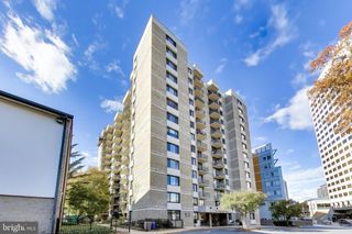4 MONROE ST #911, Rockville, MD 20850