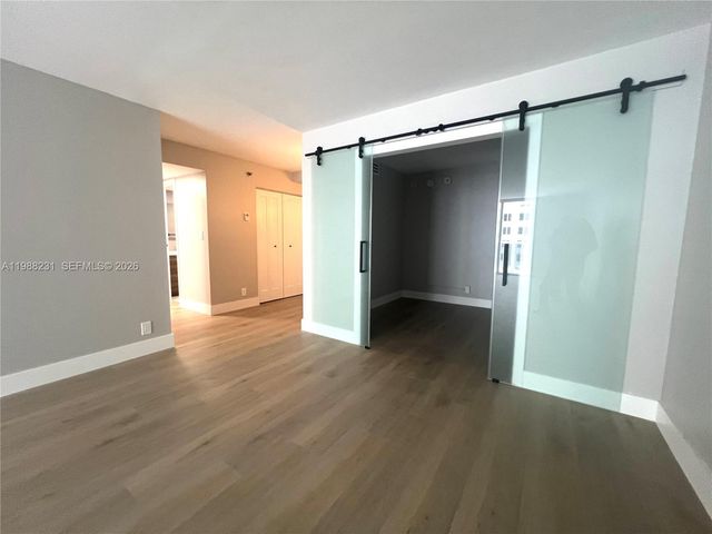 2401 Collins Ave 803, Miami Beach, FL 33140