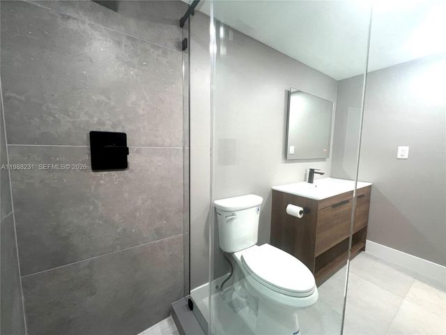 2401 Collins Ave 803, Miami Beach, FL 33140