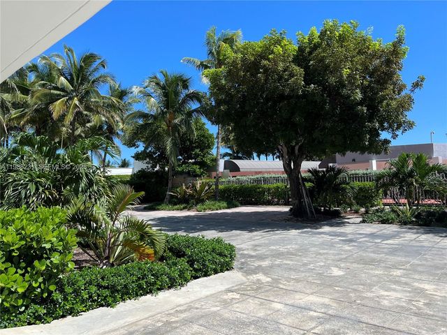 2401 Collins Ave 803, Miami Beach, FL 33140