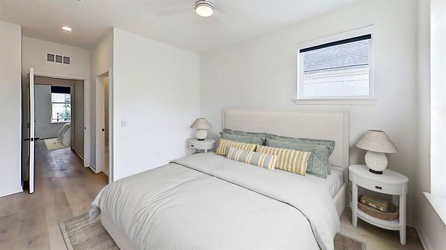 1941 Sawdust Road 161, The Woodlands, TX 77380