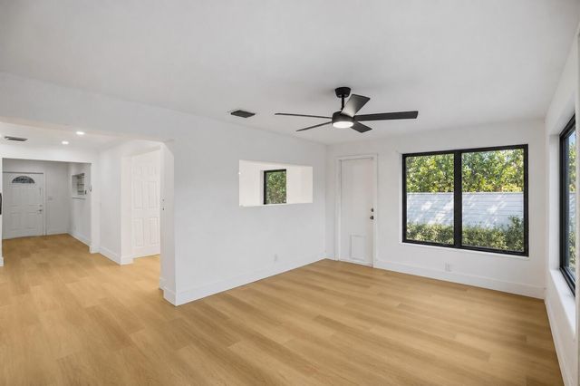 5472 NW 1ST Avenue, Oakland Park, FL 33309