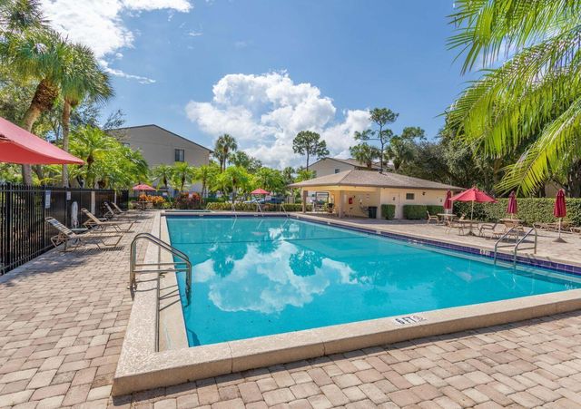 205 Foxtail Drive H3, Greenacres, FL 33415