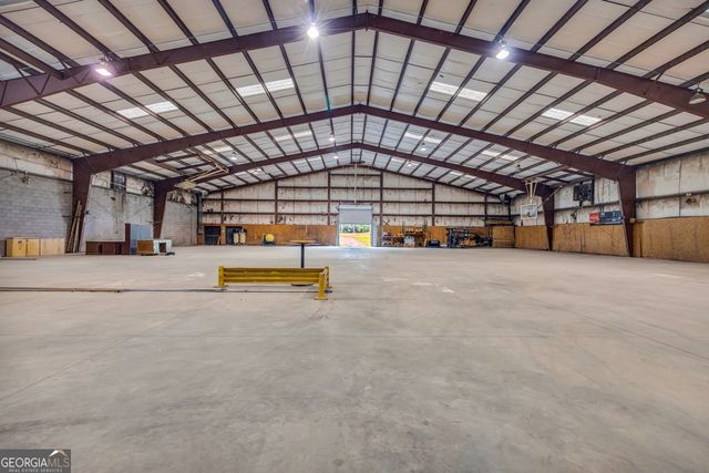 252 Komplex Drive, Carnesville, GA 30521