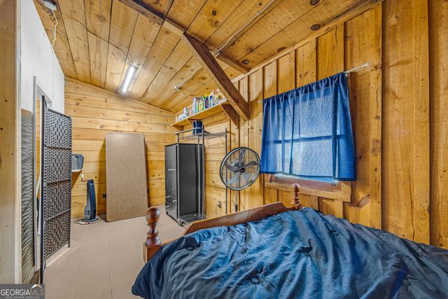 252 Komplex Drive, Carnesville, GA 30521