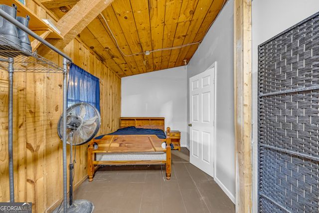 252 Komplex Drive, Carnesville, GA 30521