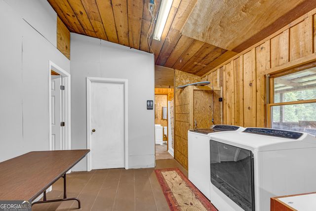 252 Komplex Drive, Carnesville, GA 30521