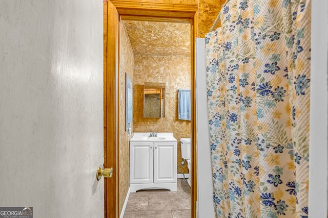 252 Komplex Drive, Carnesville, GA 30521