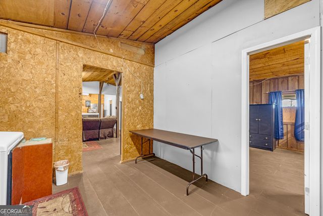 252 Komplex Drive, Carnesville, GA 30521