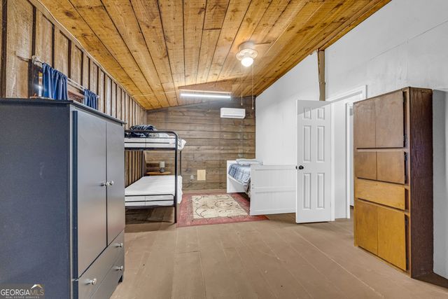 252 Komplex Drive, Carnesville, GA 30521